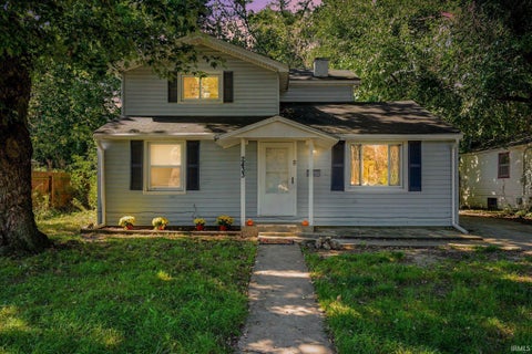 Photo for 2433 Hollywood Place