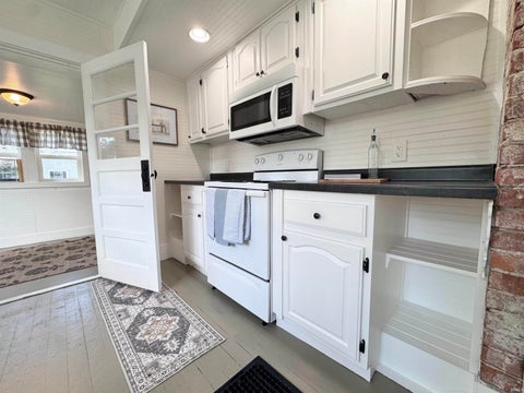 Tiny photo for 325 W 13Th Street, Peru, IN 46970 (MLS # 202634791)