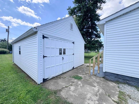 Tiny photo for 325 W 13Th Street, Peru, IN 46970 (MLS # 202634791)