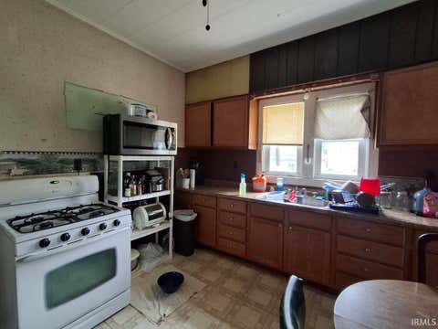 Tiny photo for 7022 N Center Street, Monterey, IN 46960 (MLS # 202621573)