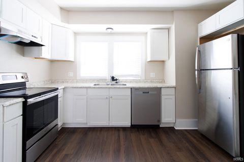 Tiny photo for 1409 W Superior Street, Kokomo, IN 46901 (MLS # 202532471)