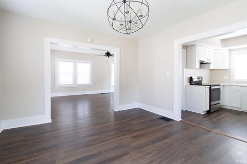 Tiny photo for 1409 W Superior Street, Kokomo, IN 46901 (MLS # 202532471)