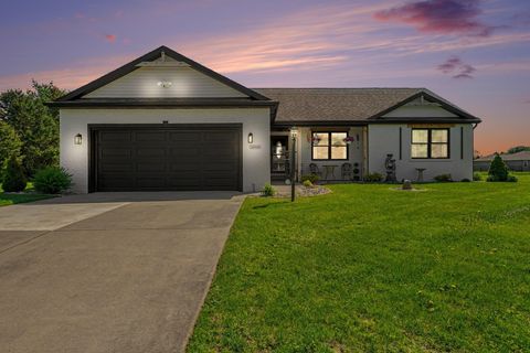 Photo of 58046 Hidden Meadow Trail, Goshen, IN 46528 (MLS # 202614619)