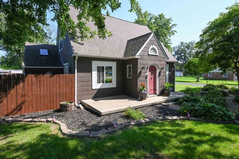 Tiny photo for 708 E ALTO Road, Kokomo, IN 46902 (MLS # 202632669)