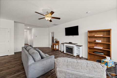 Tiny photo for 207 Folkston Way, Lafayette, IN 47905 (MLS # 202638590)