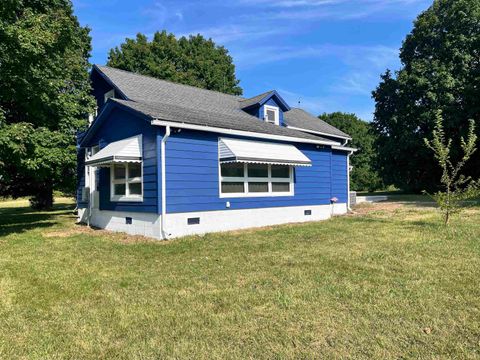 Tiny photo for 4189 S US 31 South, Peru, IN 46970 (MLS # 202532488)