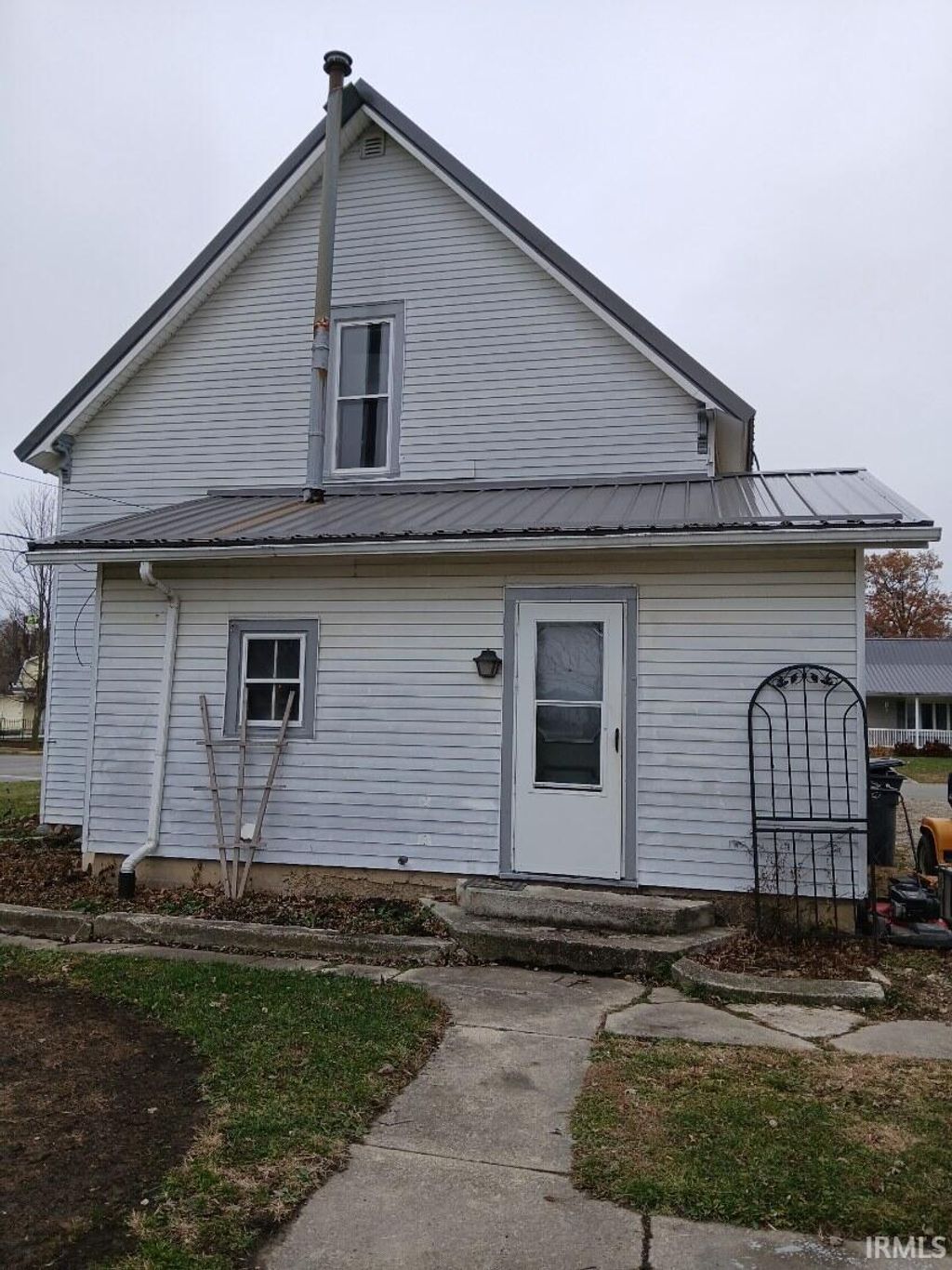 Photo of 1102 W Arch Street, Portland, IN 47371 (MLS # 202547832)