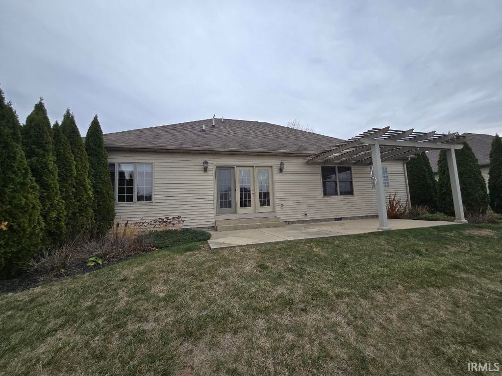 Photo of 2218 Crystal Drive #11, Marion, IN 46952 (MLS # 202547209)