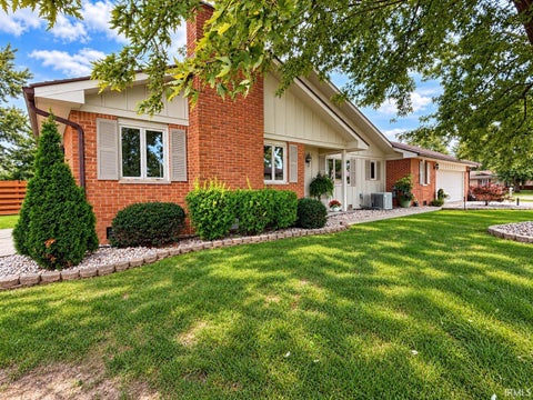 Tiny photo for 2703 Executive Court, Kokomo, IN 46902 (MLS # 202640706)