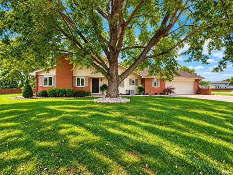 Photo of 2703 Executive Court, Kokomo, IN 46902 (MLS # 202640706)