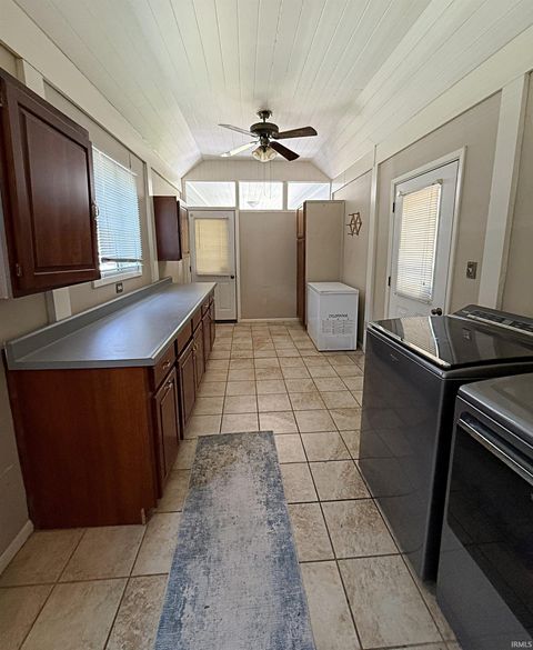 Tiny photo for 4 Apraw Road, Washington, IN 47501 (MLS # 202612334)