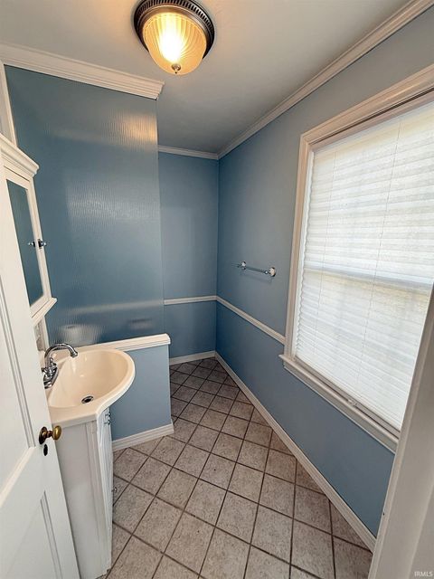 Tiny photo for 4 Apraw Road, Washington, IN 47501 (MLS # 202612334)