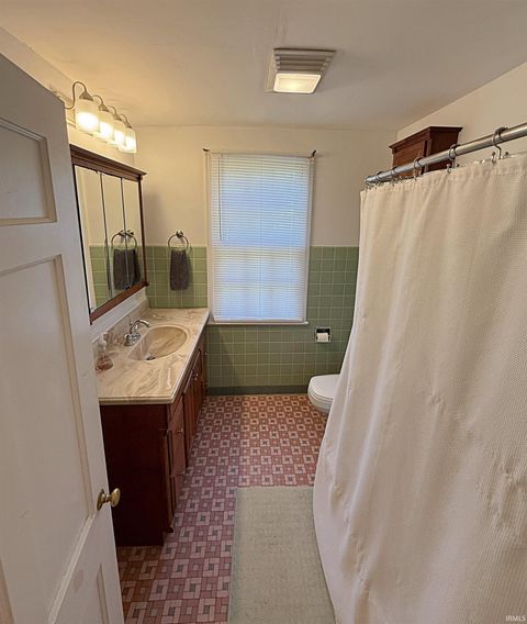 Tiny photo for 4 Apraw Road, Washington, IN 47501 (MLS # 202612334)