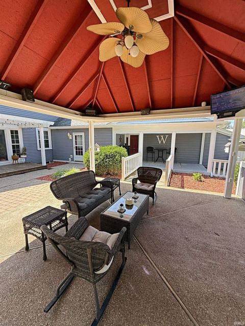 Tiny photo for 4 Apraw Road, Washington, IN 47501 (MLS # 202612334)