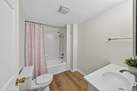 Tiny photo for 55260 Filbert Road, Mishawaka, IN 46545 (MLS # 202609521)