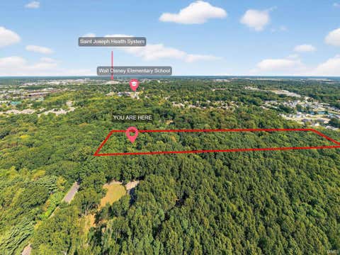 Tiny photo for 55260 Filbert Road, Mishawaka, IN 46545 (MLS # 202609521)