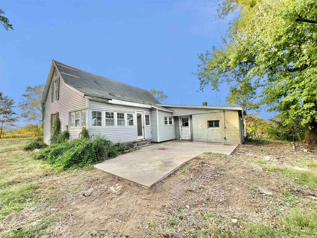 Photo of 10170 W 565 S, Owensville, IN 47665 (MLS # 202547652)