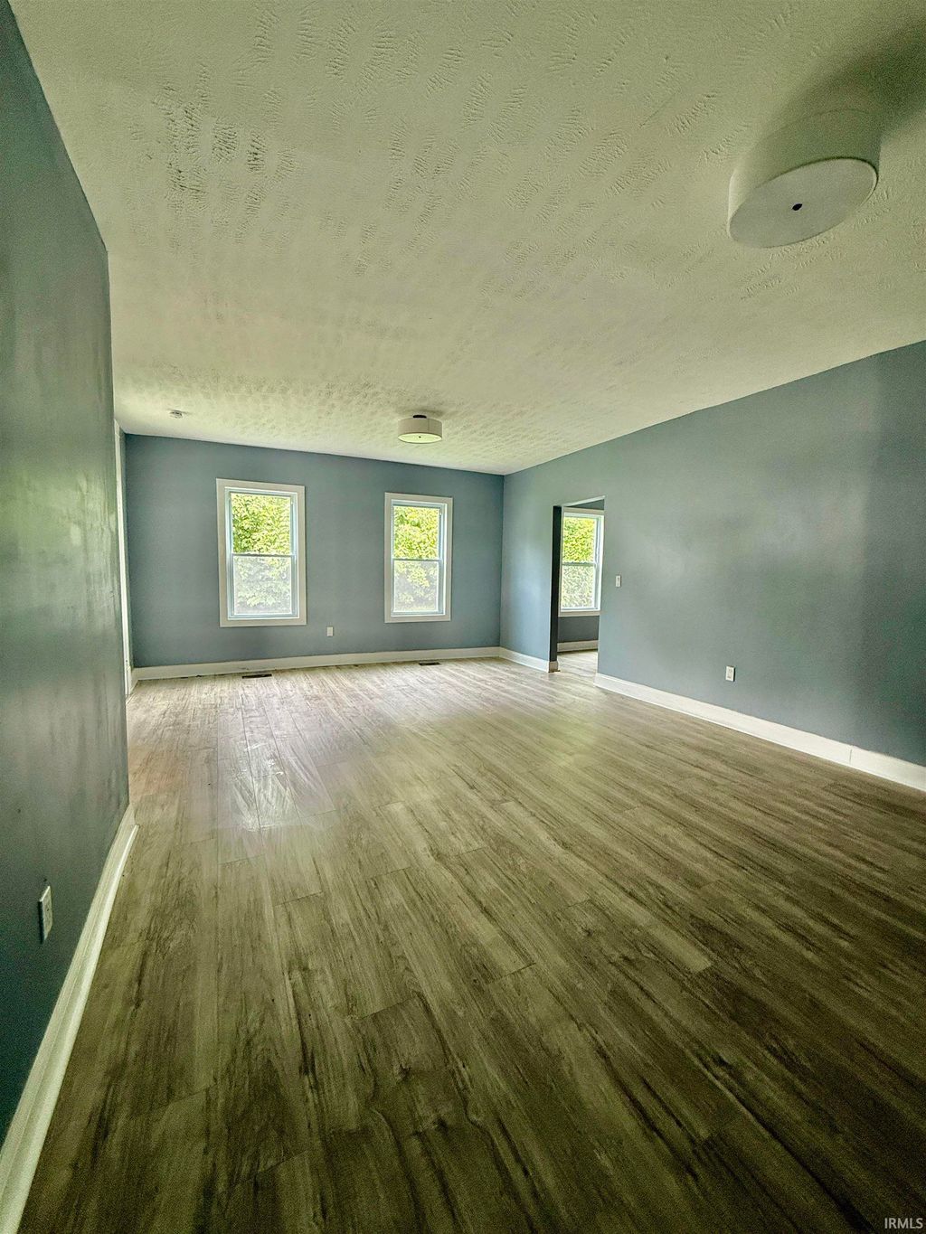 Photo of 1514 W Louisiana Street, Evansville, IN 47710 (MLS # 202627191)