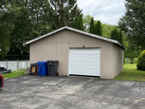 Tiny photo for 4108 S 00EW Highway, Kokomo, IN 46902 (MLS # 202625480)