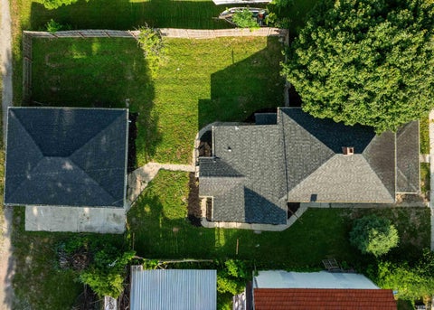 Tiny photo for 523 W Commercial Street, Hartford City, IN 47348 (MLS # 202631005)