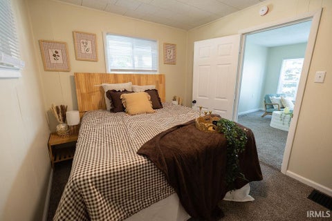 Tiny photo for 523 W Commercial Street, Hartford City, IN 47348 (MLS # 202631005)
