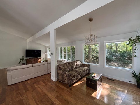 Tiny photo for 4909 E County Road 450 N, Muncie, IN 47303 (MLS # 202643596)