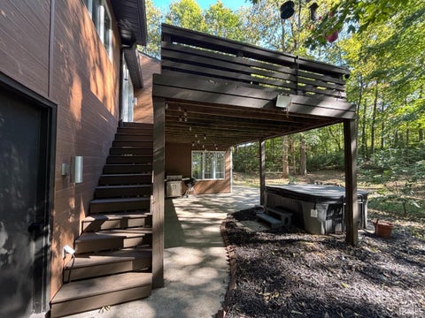 Tiny photo for 4909 E County Road 450 N, Muncie, IN 47303 (MLS # 202643596)