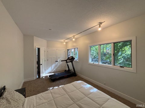 Tiny photo for 4909 E County Road 450 N, Muncie, IN 47303 (MLS # 202643596)