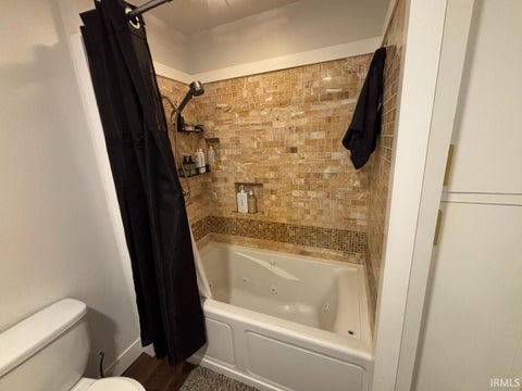 Tiny photo for 4909 E County Road 450 N, Muncie, IN 47303 (MLS # 202643596)