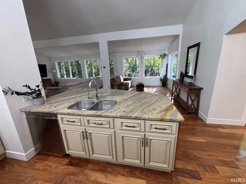 Tiny photo for 4909 E County Road 450 N, Muncie, IN 47303 (MLS # 202643596)