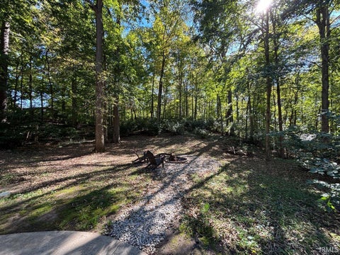 Tiny photo for 4909 E County Road 450 N, Muncie, IN 47303 (MLS # 202643596)