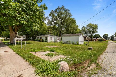 Tiny photo for 113 W GANO Street, Kokomo, IN 46901 (MLS # 202527189)