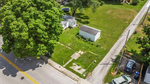 Tiny photo for 113 W GANO Street, Kokomo, IN 46901 (MLS # 202527189)