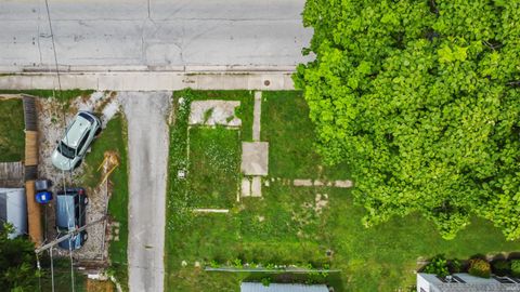 Tiny photo for 113 W GANO Street, Kokomo, IN 46901 (MLS # 202527189)