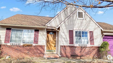 Tiny photo for 546 W Lois Lane, Bloomington, IN 47403 (MLS # 202621851)