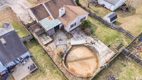 Tiny photo for 546 W Lois Lane, Bloomington, IN 47403 (MLS # 202621851)