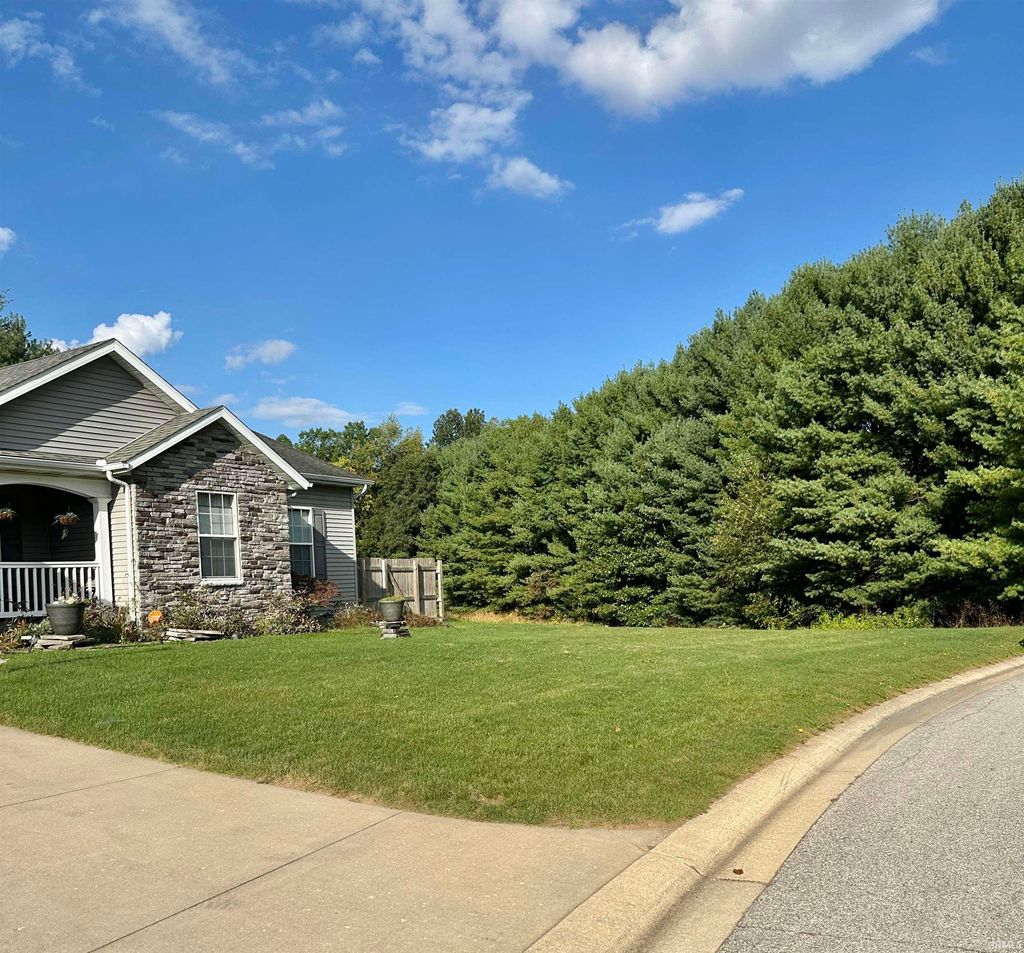 Photo of 57115 White Pine Trail, South Bend, IN 46619 (MLS # 202543079)