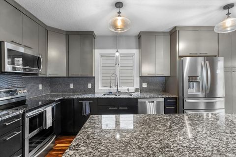 Tiny photo for 3530 Kirkland Avenue, Fort Wayne, IN 46805 (MLS # 202609748)