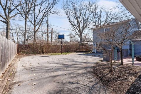 Tiny photo for 3530 Kirkland Avenue, Fort Wayne, IN 46805 (MLS # 202609748)