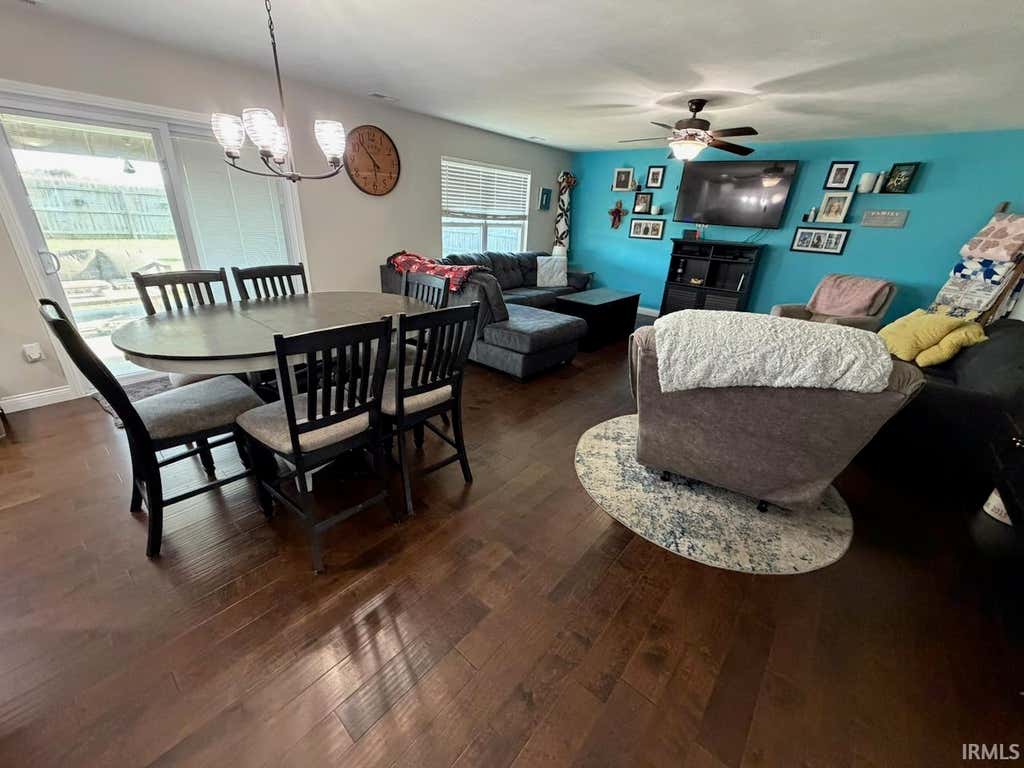 Photo of 1453 W Chukar Hollow HOLW, Haubstadt, IN 47639 (MLS # 202633751)