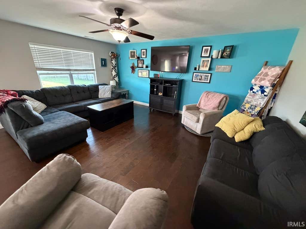 Photo of 1453 W Chukar Hollow HOLW, Haubstadt, IN 47639 (MLS # 202633751)