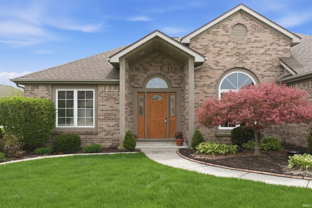 Photo of 5406 Sorrento Boulevard, Fort Wayne, IN 46845 (MLS # 202613979)