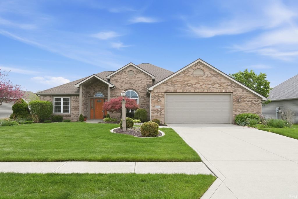 Photo of 5406 Sorrento Boulevard, Fort Wayne, IN 46845 (MLS # 202613979)