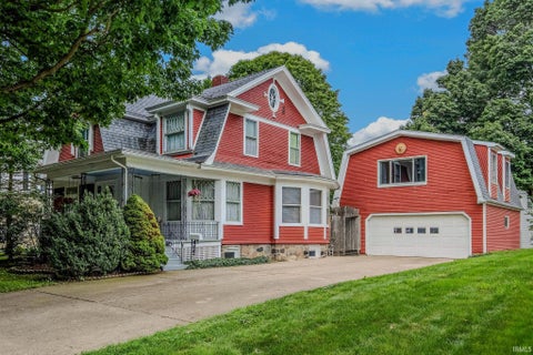 Photo for 310 W Spring St