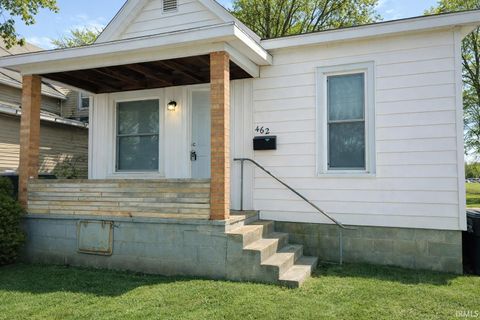 Photo of 462 Prospect Avenue, Kendallville, IN 46755 (MLS # 202611034)
