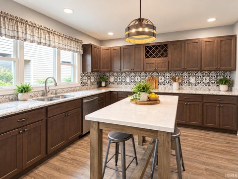 Tiny photo for 902 N Webster Street, Kokomo, IN 46901 (MLS # 202641245)
