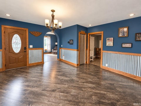 Tiny photo for 902 N Webster Street, Kokomo, IN 46901 (MLS # 202641245)