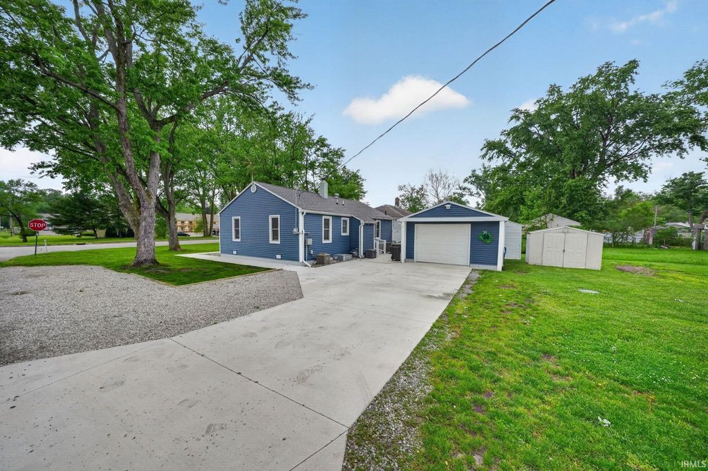 Photo of 54296 Ironwood Road, South Bend, IN 46635 (MLS # 202619758)