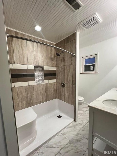 Tiny photo for 205 S Bryan Avenue, Bloomington, IN 47408 (MLS # 202625928)