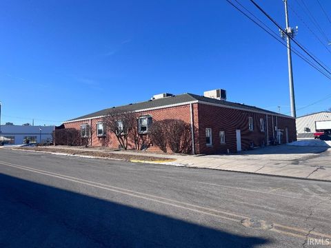 Tiny photo for 301 N Main Street, Monticello, IN 47960 (MLS # 202605033)